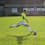 Un golazo de Xaime sitúa ao Viveiro líder