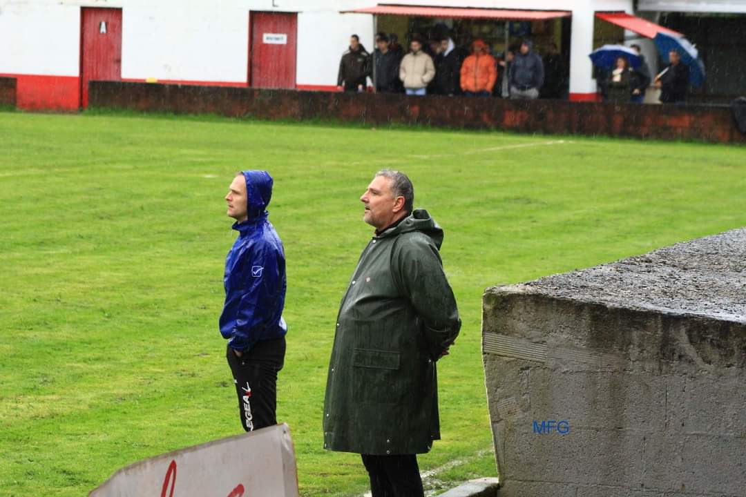 Non é primavera nos Medos. O campo do Brollón foi un dos máis afectados polo inverno 2023/2024. A imaxe pertence a finais do mes de marzo