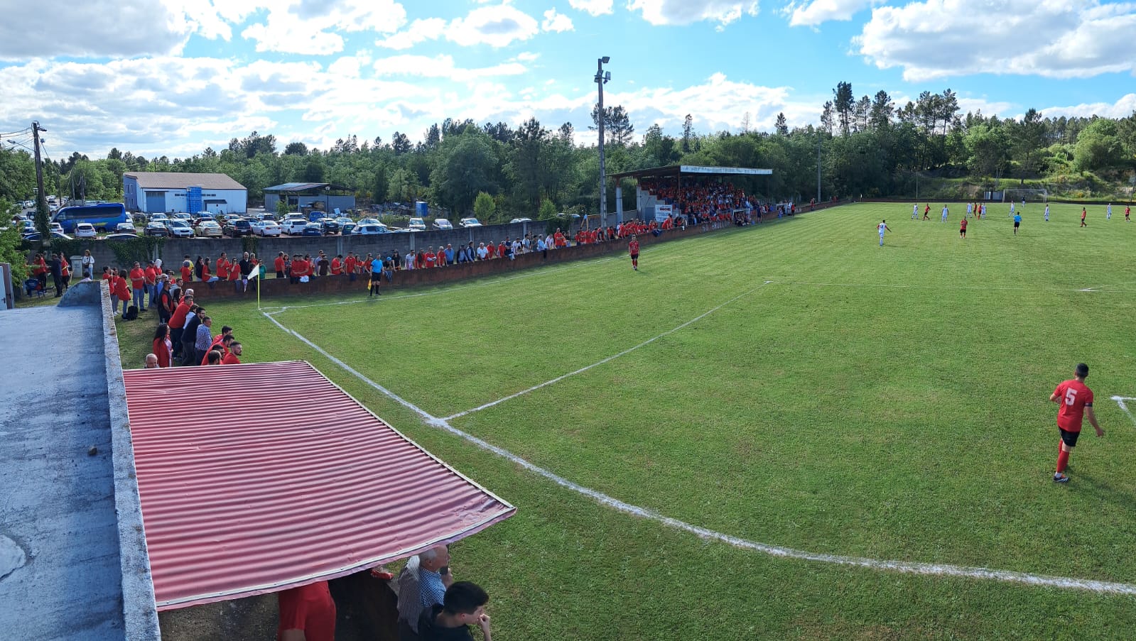 Gran ambiente nos Medos para presenciar o Brollón - Friol, volta das semifinais polo ascenso á Primeira na temporada 2023/2024, a foto é da autoría de David, ex porteiro do Brollón