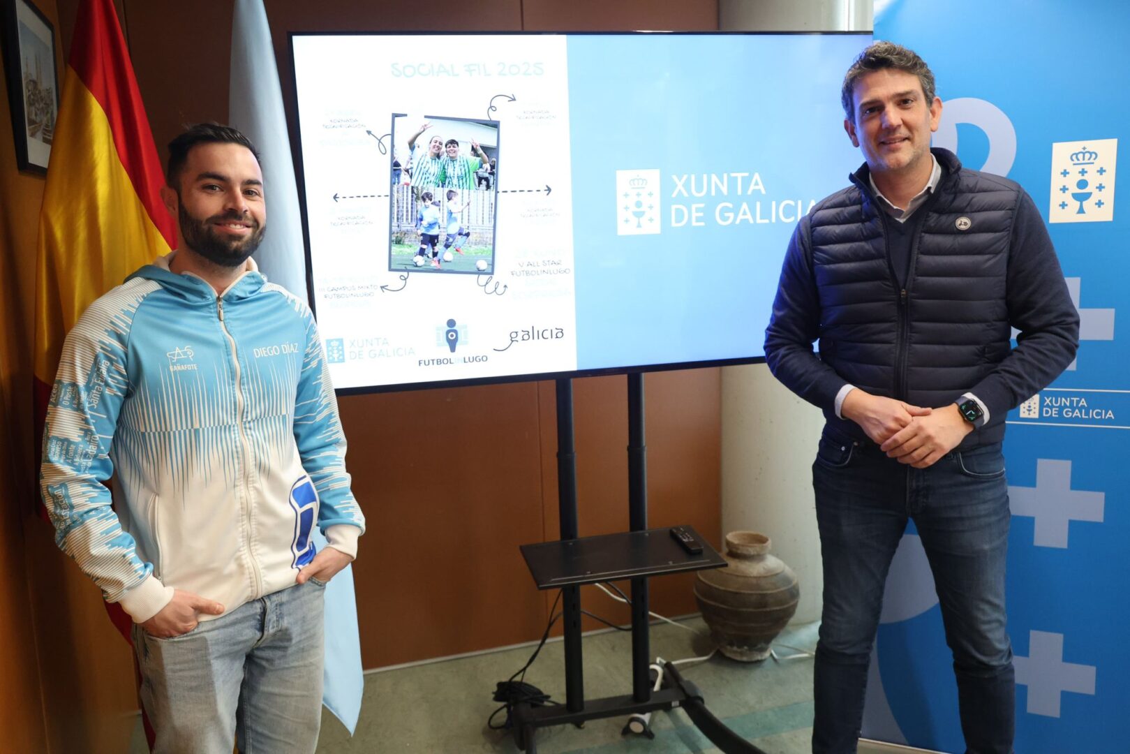 Diego Díaz e Javier Arias na presentación das actividades sociais de Futbolinlugo