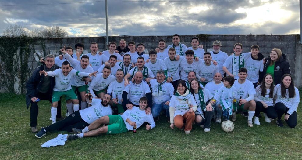 O Castroverde celebra o ascenso directo