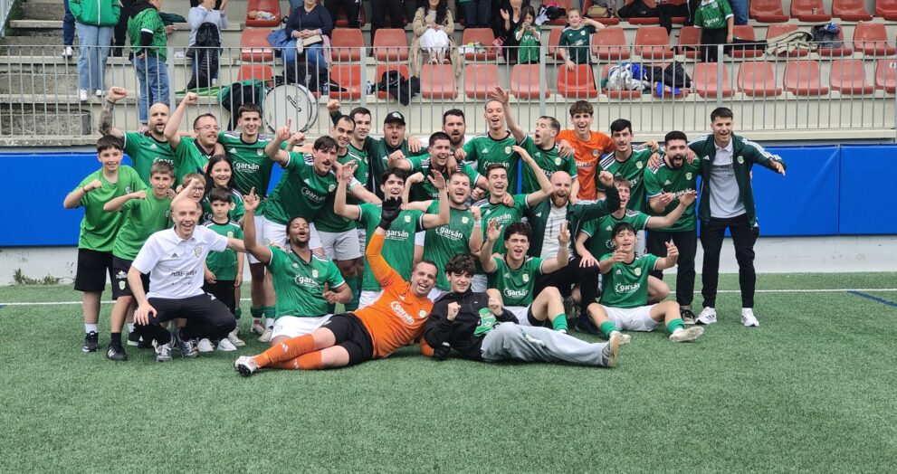 O Burela celebra o seu ascenso á Preferente
