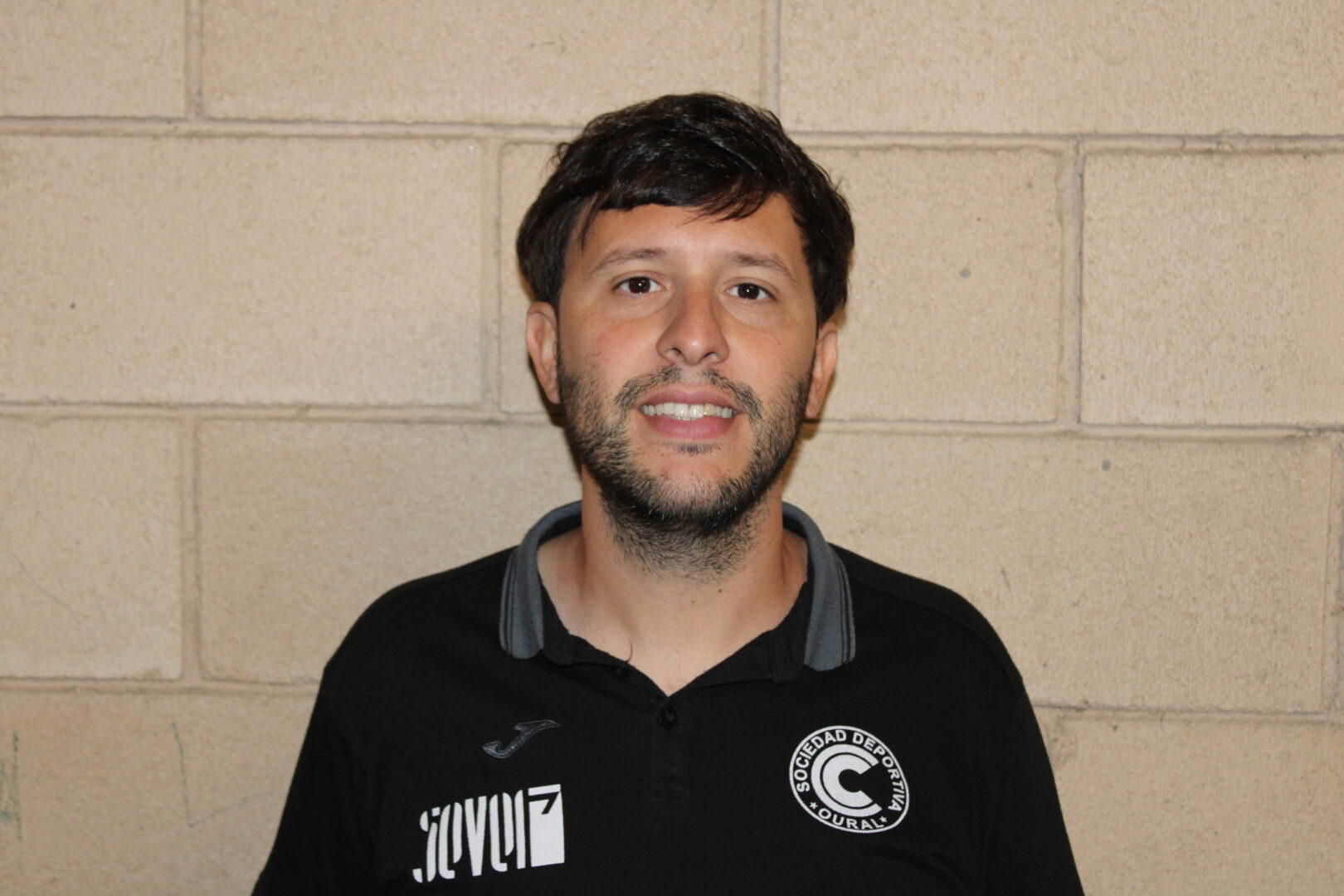 Mochuelo, adestrador do Oural