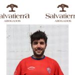 O PM Friol aproveita o pinchazo do líder