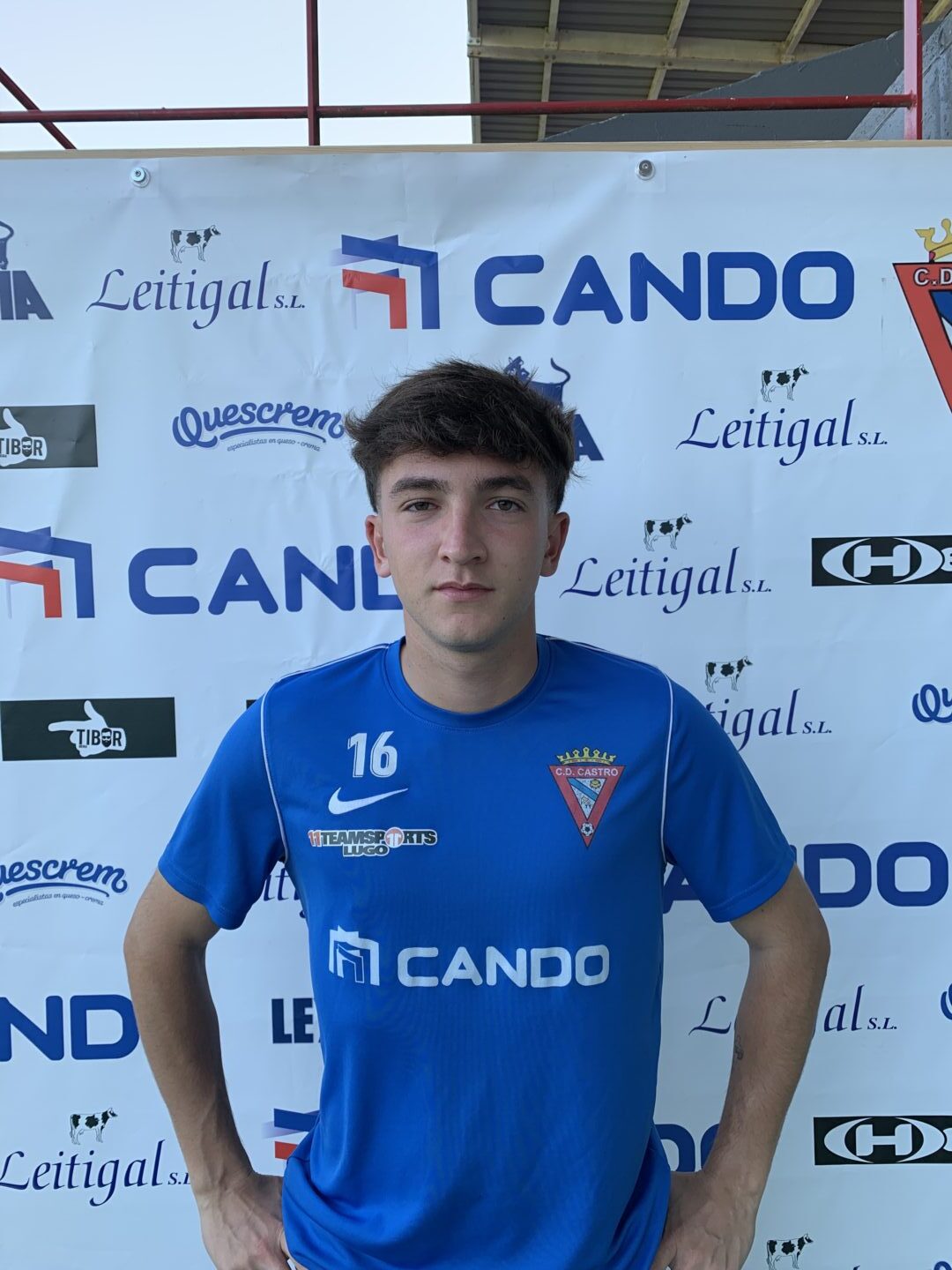 Álex Goas incorporase neste mercado ao Guntín